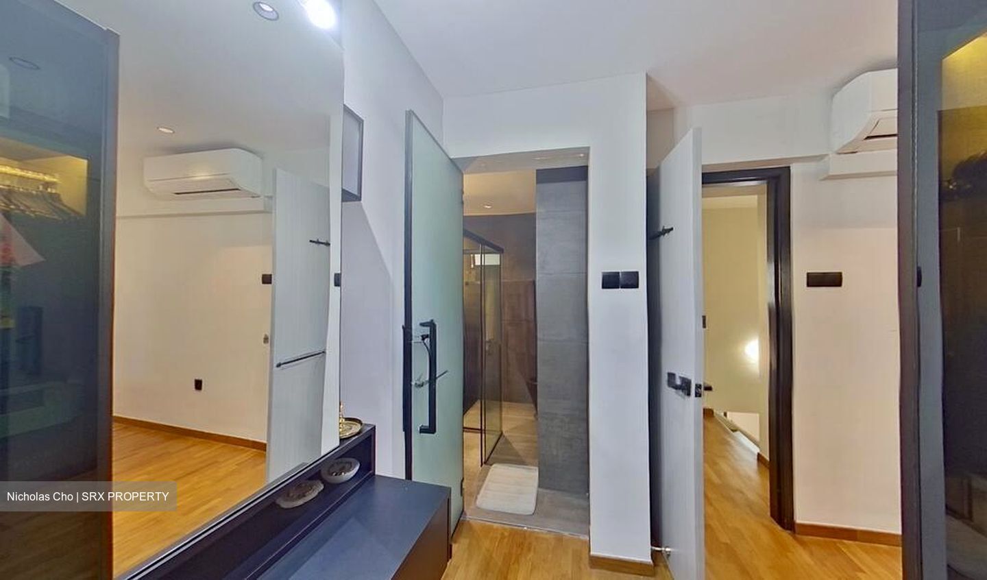 Blk 556 Jurong West Street 42 (Jurong West), HDB Executive #497643211